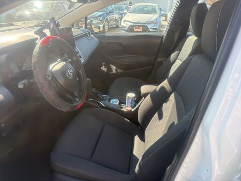 Used 2024 Toyota Corolla LE image 5