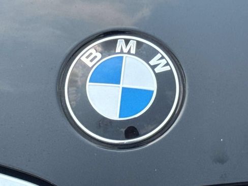 Used 2025 BMW 330i xDrive Sedan AWD/4WD image 9