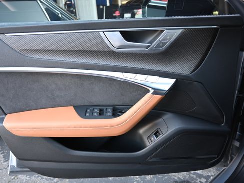 Used 2024 Audi RS 7 Performance image 34