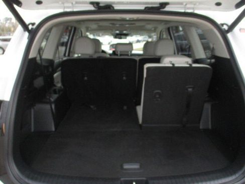 Used 2021 Kia Telluride EX image 9