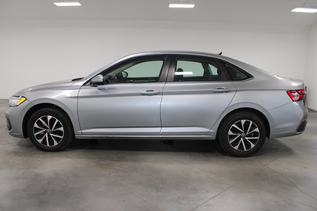 Used 2024 Volkswagen Jetta S FWD image 6