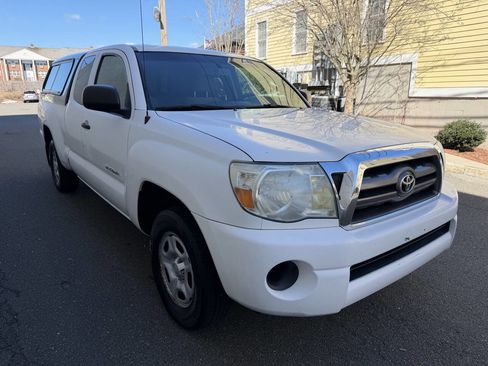 Used 2010 Toyota Tacoma 2WD Access Cab image 7