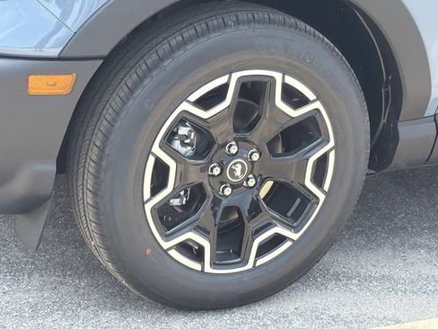 New 2026 Ford Bronco Sport Outer Banks w/ Outer Banks Tech Package+ AWD/4WD image 17