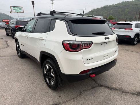 Used 2018 Jeep Compass Trailhawk AWD/4WD image 5