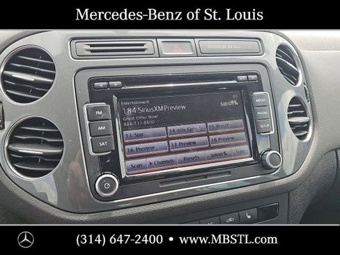 Used 2014 Volkswagen Tiguan SE image 22