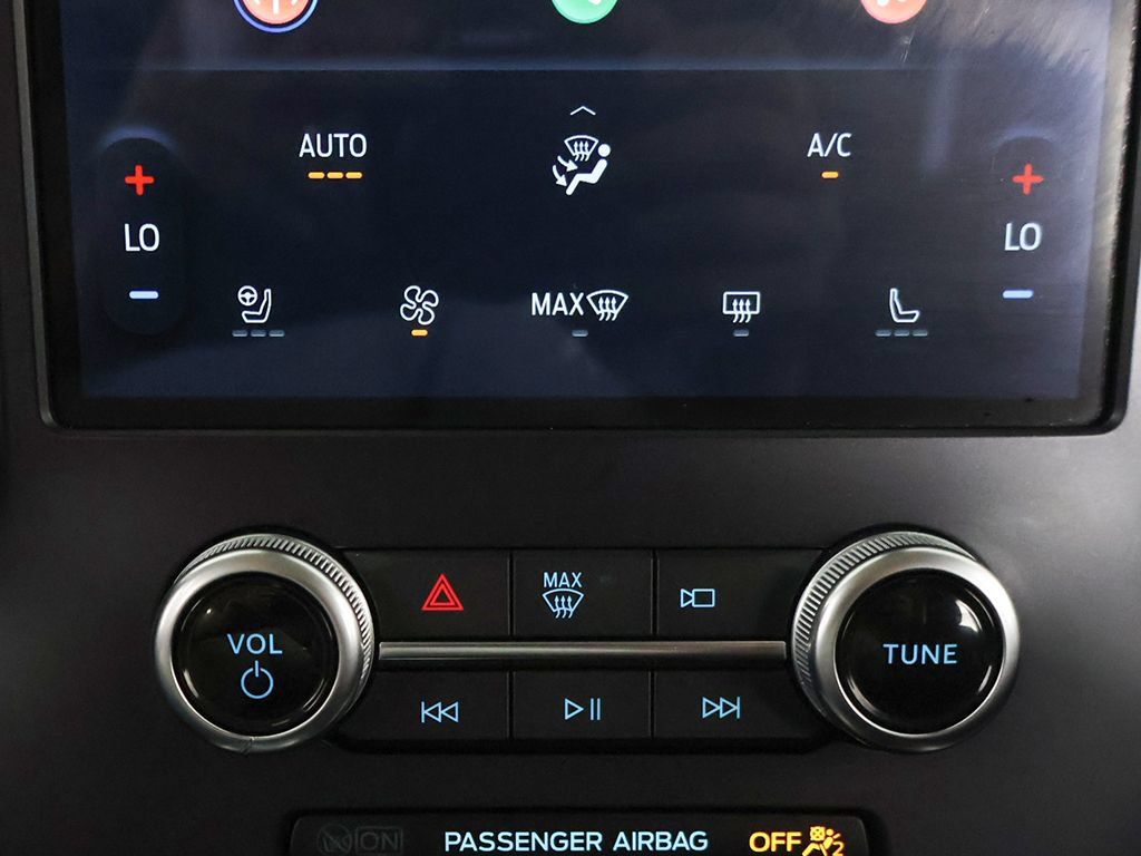 Used 2024 Ford Edge SEL w/ Convenience Package AWD/4WD image 45
