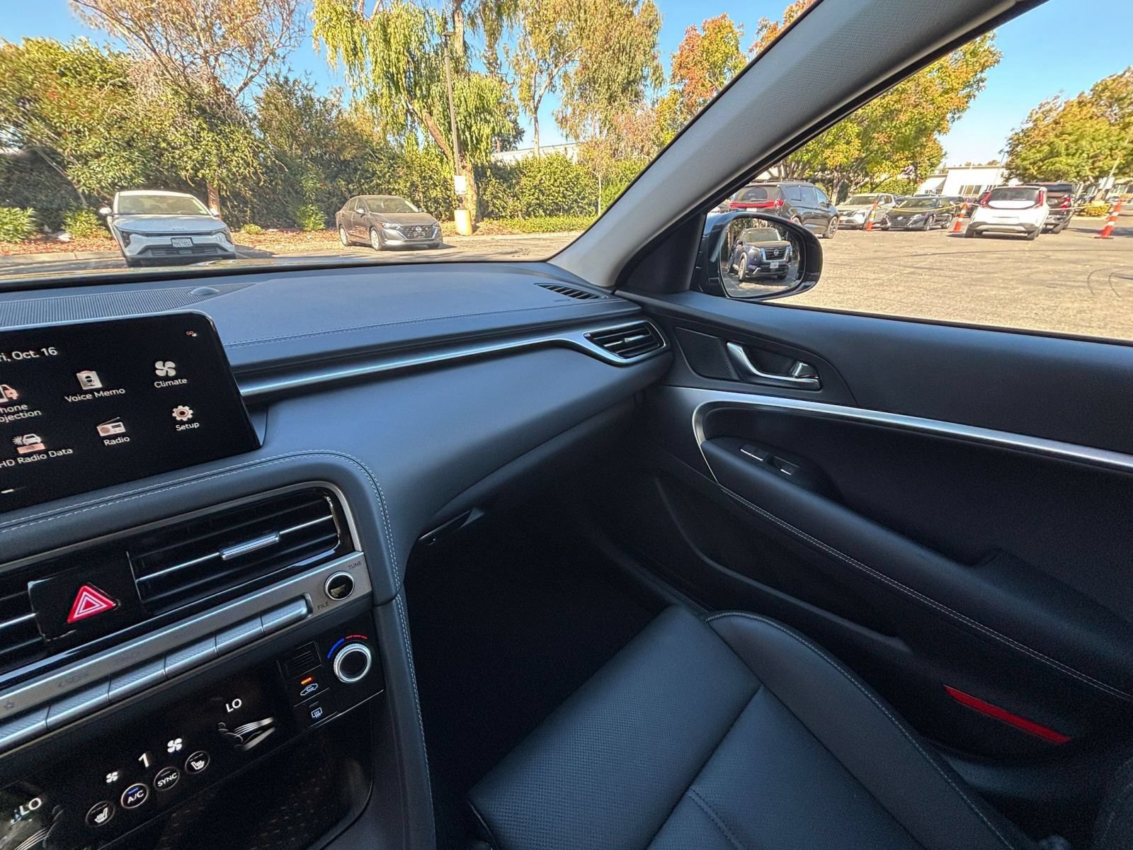 Used 2026 Genesis G70 2.5T RWD image 36