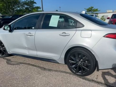 Certified 2023 Toyota Corolla SE FWD image 4