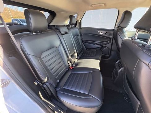 Used 2024 Ford Edge SEL image 38