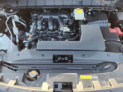 New 2026 Nissan Pathfinder SL image 21