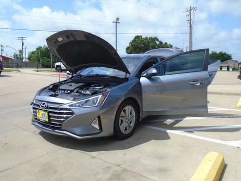 Used 2019 Hyundai Elantra Value Edition w/ Cargo Package FWD image 26