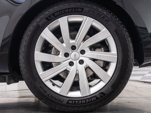 Used 2024 Land Rover Range Rover SE image 35