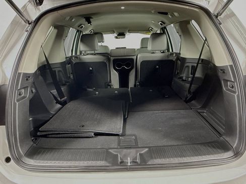 Used 2025 Honda Pilot EX-L image 43