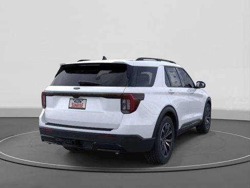 New 2026 Ford Explorer ST-Line image 8