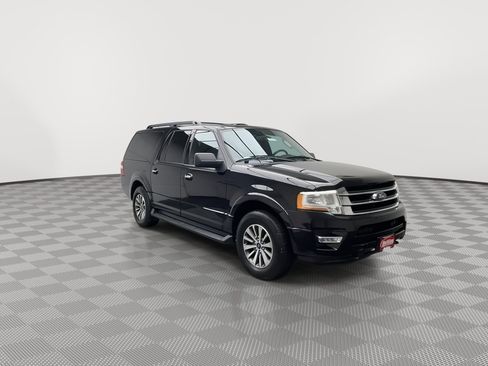 Used 2016 Ford Expedition EL XLT w/ Equipment Group 202A image 36