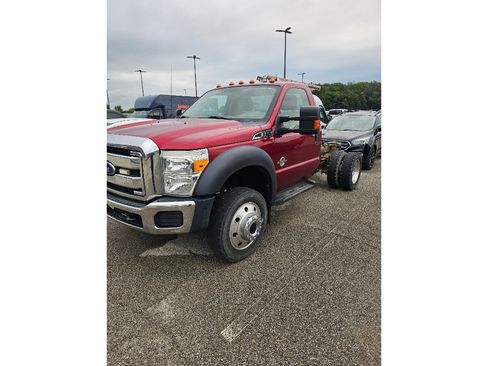 Used 2016 Ford F550 4x4 Regular Cab Super Duty image 4