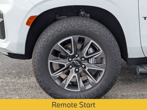 Used 2024 Chevrolet Tahoe Z71 AWD/4WD image 11