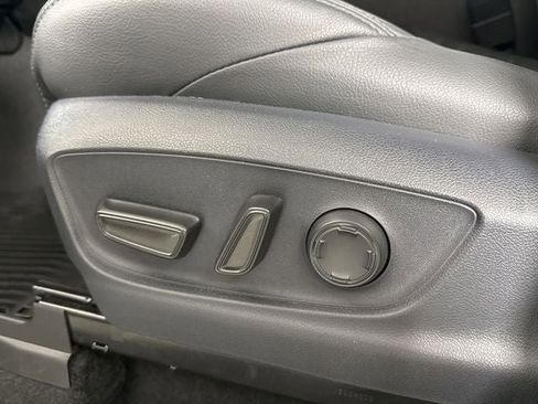 New 2024 Toyota Tacoma TRD Off-Road image 17