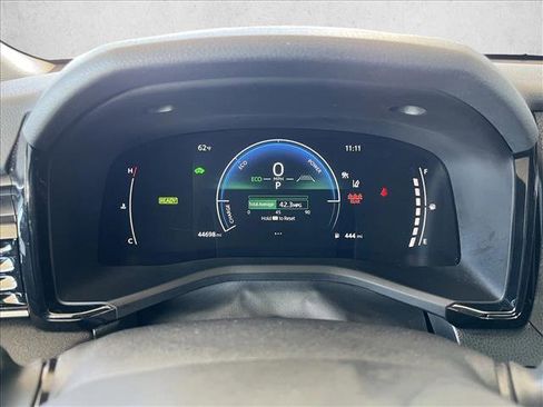 Used 2025 Toyota Camry LE image 16