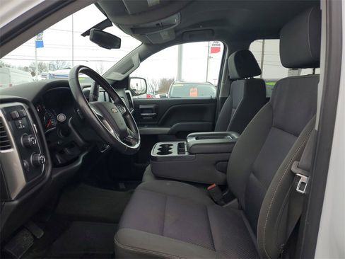 Used 2018 Chevrolet Silverado 1500 LT w/ All Star Edition image 8