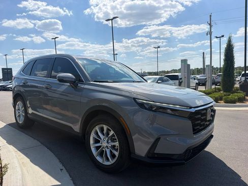Used 2024 Honda CR-V EX-L image 3