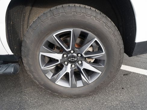 Used 2021 Chevrolet Tahoe Z71 w/ Z71 Signature Package image 29