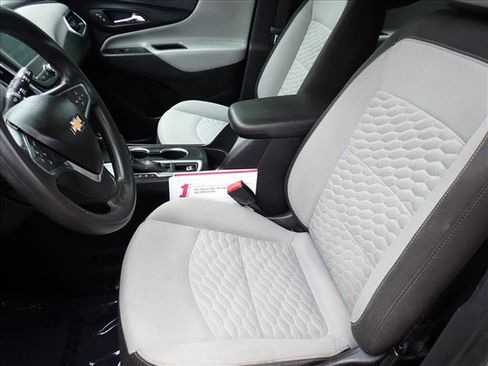 Used 2018 Chevrolet Equinox LS FWD image 11