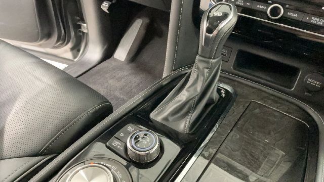 Used 2020 INFINITI QX80 Luxe w/ Sensory Package AWD/4WD image 14