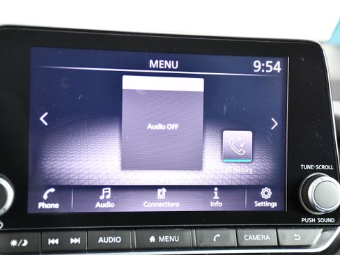 Used 2024 Nissan Rogue S AWD/4WD image 26