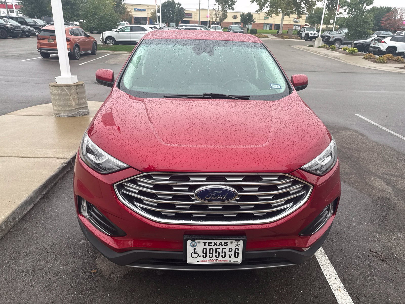 Used 2021 Ford Edge SEL w/ Convenience Package AWD/4WD image 2