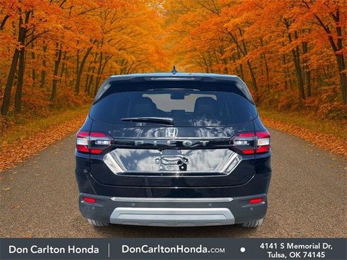 Used 2025 Honda Pilot EX-L image 5