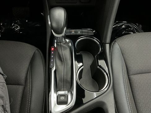 Used 2023 Buick Encore GX Select FWD image 36