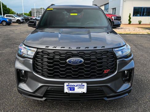 Certified 2025 Ford Explorer ST w/ Sun And Sound Package AWD/4WD image 10