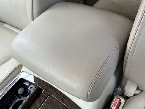 Used 2016 INFINITI QX80 2WD w/ Driver's Assistance Package image 38