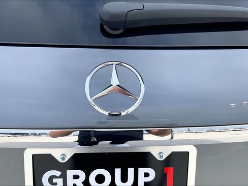 Used 2025 Mercedes-Benz GLE 350 4MATIC image 17