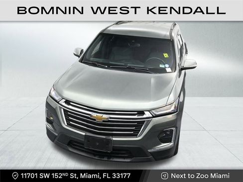 Used 2022 Chevrolet Traverse LT image 18