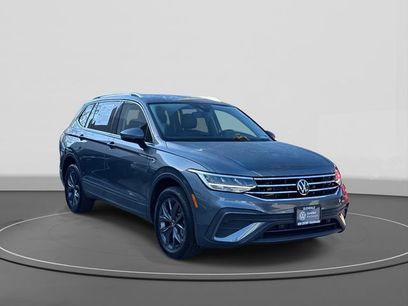 Used 2023 Volkswagen Tiguan SE