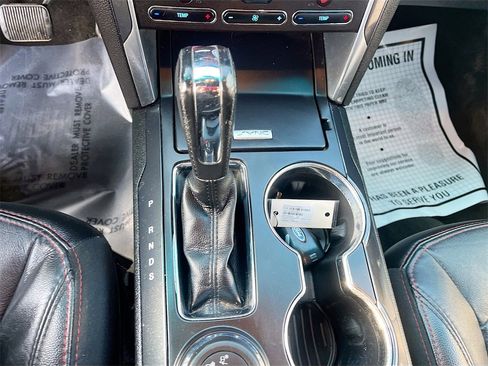 Used 2016 Ford Explorer Sport image 17