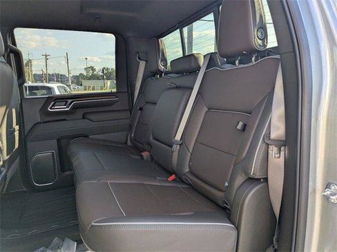 New 2025 GMC Sierra 2500 Denali w/ Denali Reserve Package image 15