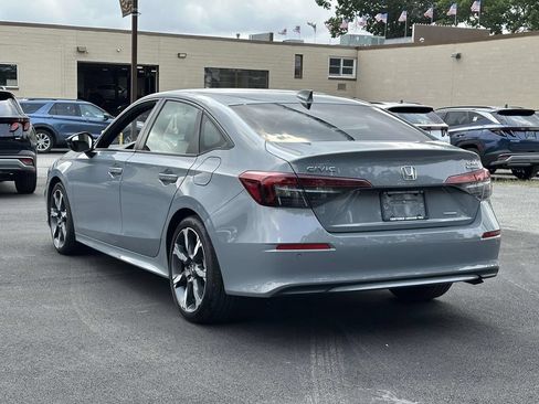 Used 2025 Honda Civic Sport Touring image 8