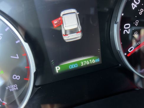 Used 2022 Toyota RAV4 XLE image 22