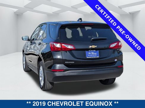 Used 2019 Chevrolet Equinox LS w/ LS Convenience Package image 6