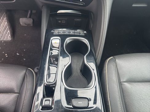 Used 2021 Buick Envision Essence w/ Sport Touring Package image 41