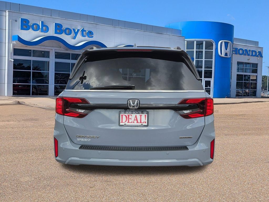 Certified 2025 Honda Odyssey Touring image 5