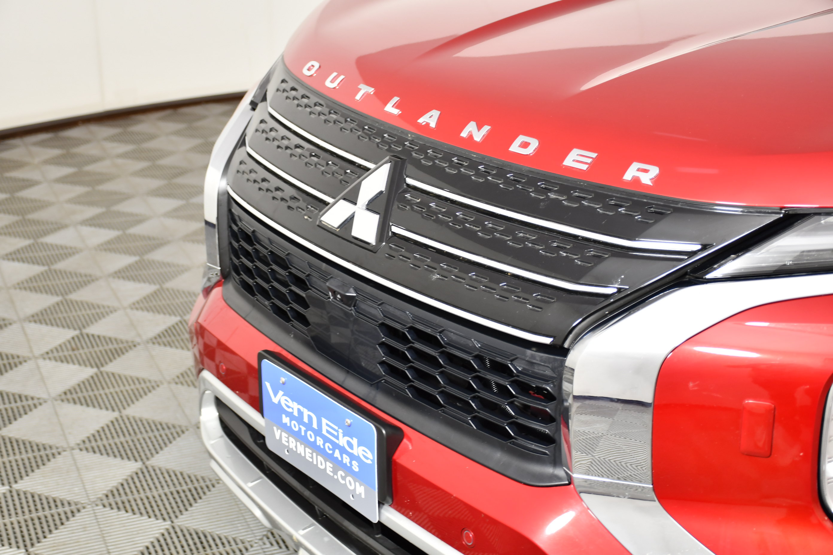 Used 2025 Mitsubishi Outlander SE AWD/4WD image 11