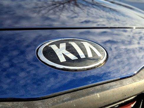 Used 2021 Kia Forte GT image 30