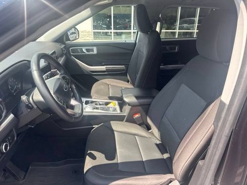 Used 2023 Ford Explorer XLT w/ Class IV Trailer Tow Package AWD/4WD image 20