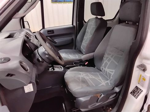Used 2013 Ford Transit Connect XLT image 10