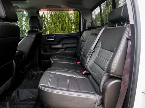 Used 2017 GMC Sierra 1500 Denali image 8