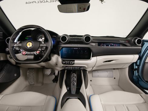 Certified 2023 Ferrari Portofino M RWD image 41